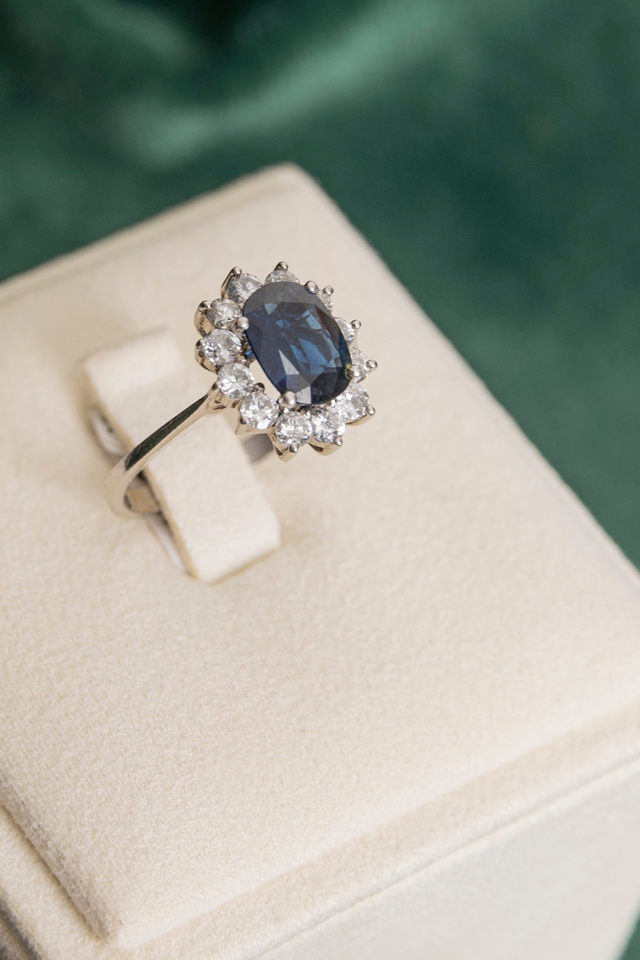 Roseta de Zafiro y Diamantes