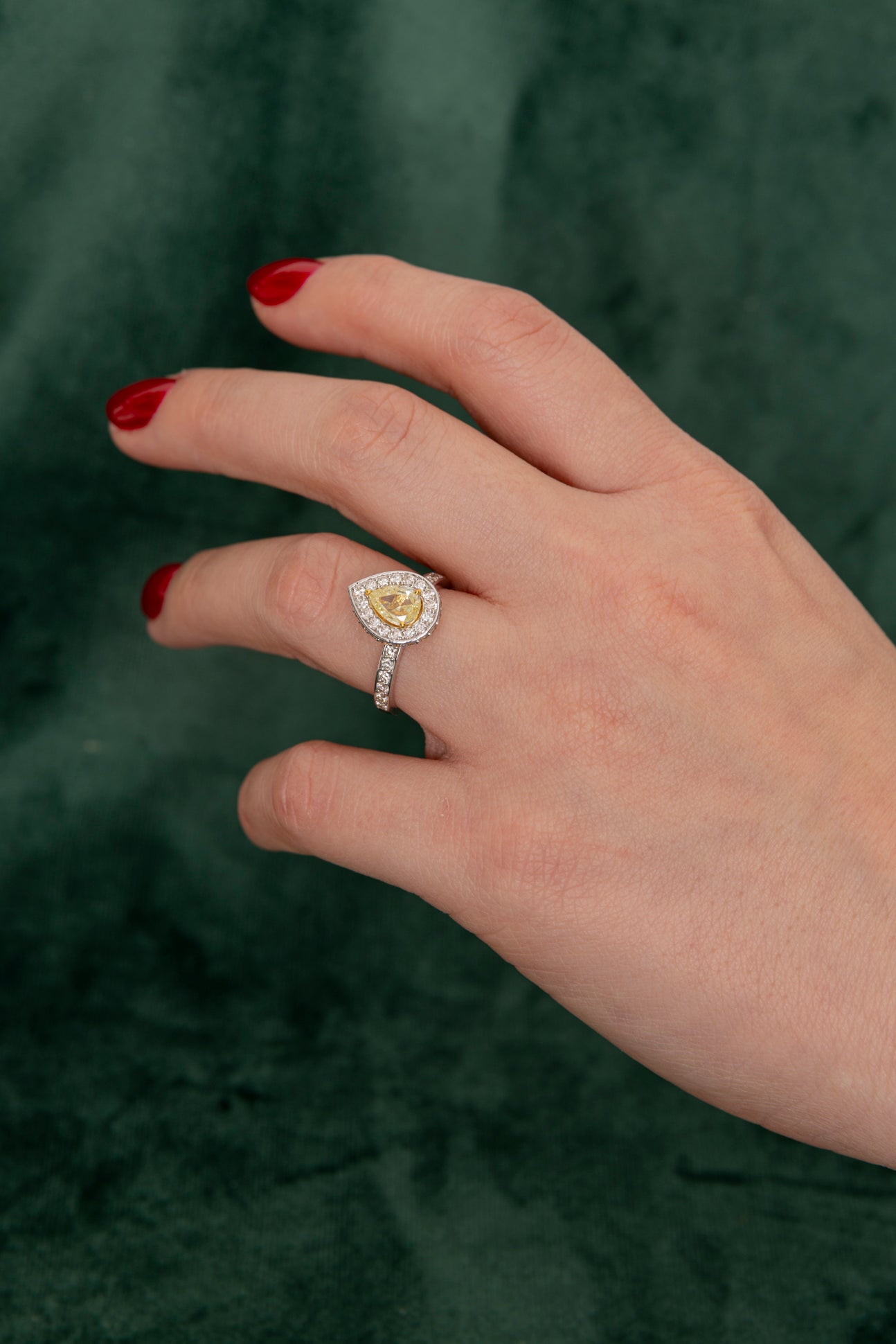 Sortija de Diamante ¨Fancy Yellow¨