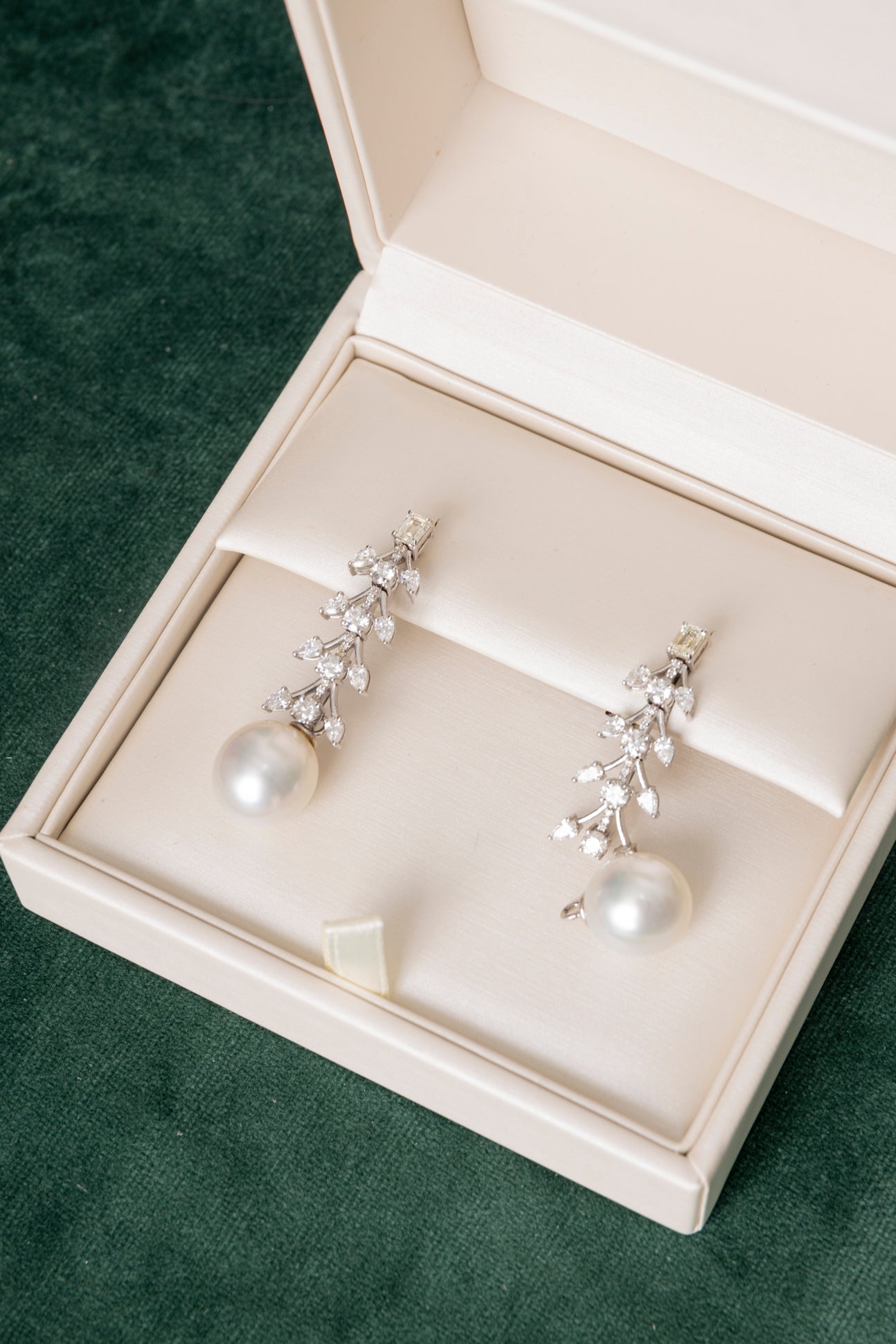 Pendientes largos Desmontables de Diamantes y Perlas