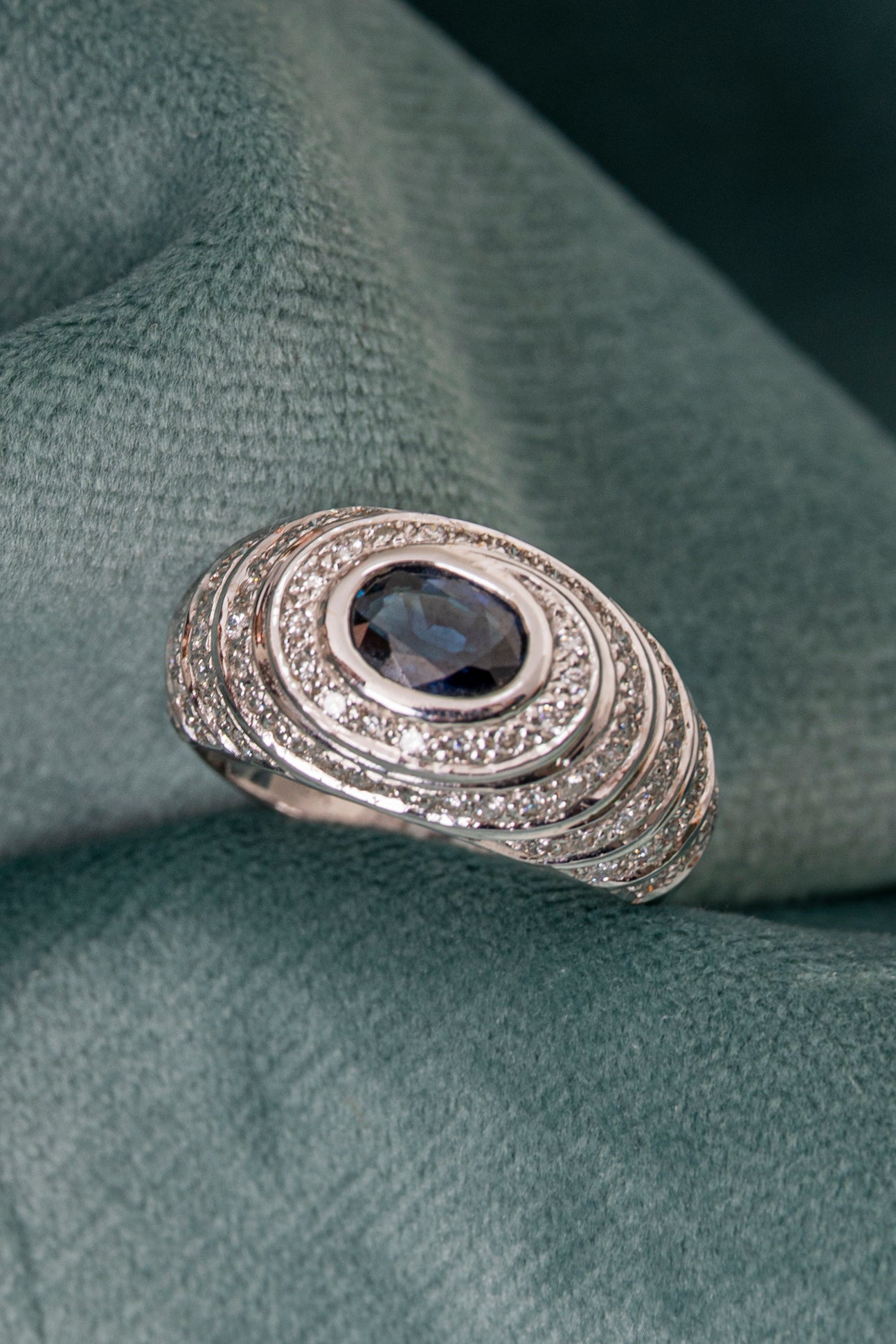 Sortija Trombino de Zafiro y Diamantes