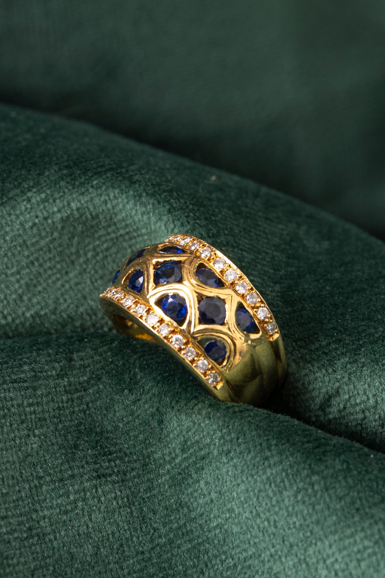 Sortija Vintage de Zafiro y Diamantes