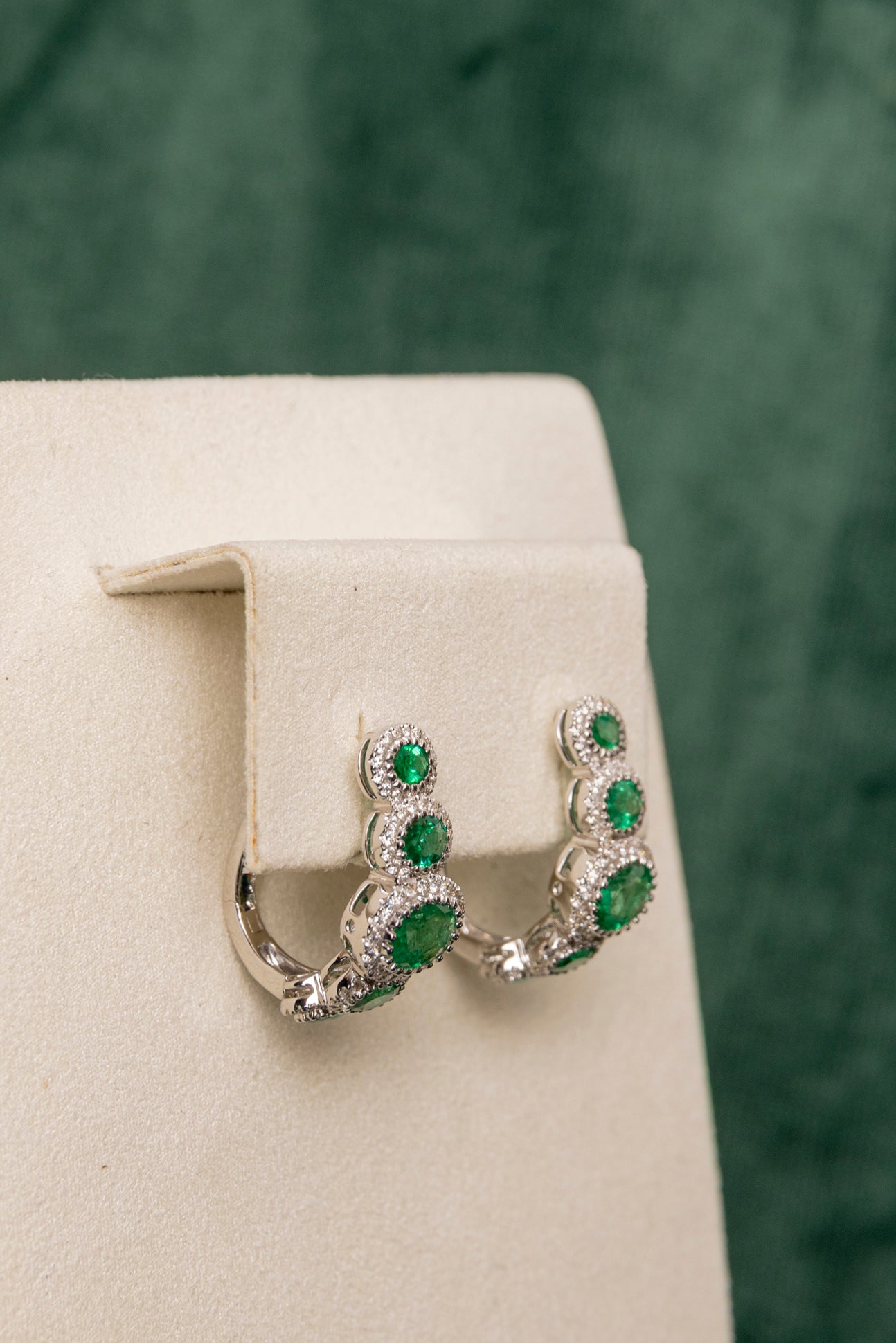 Pendientes Aros de Esmeraldas y Diamantes