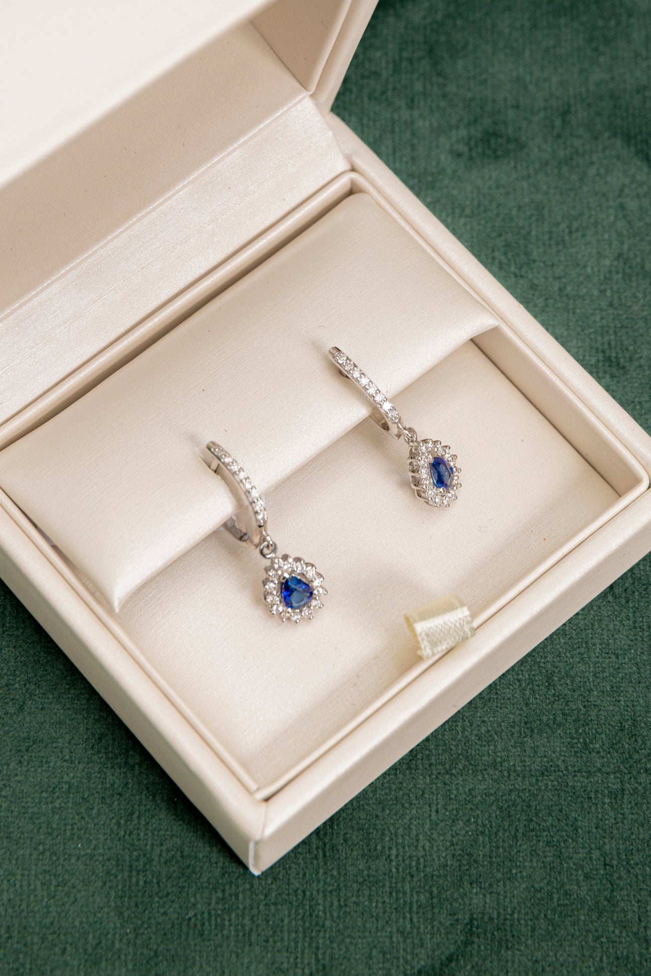 Pendientes de Zafiros y Diamantes