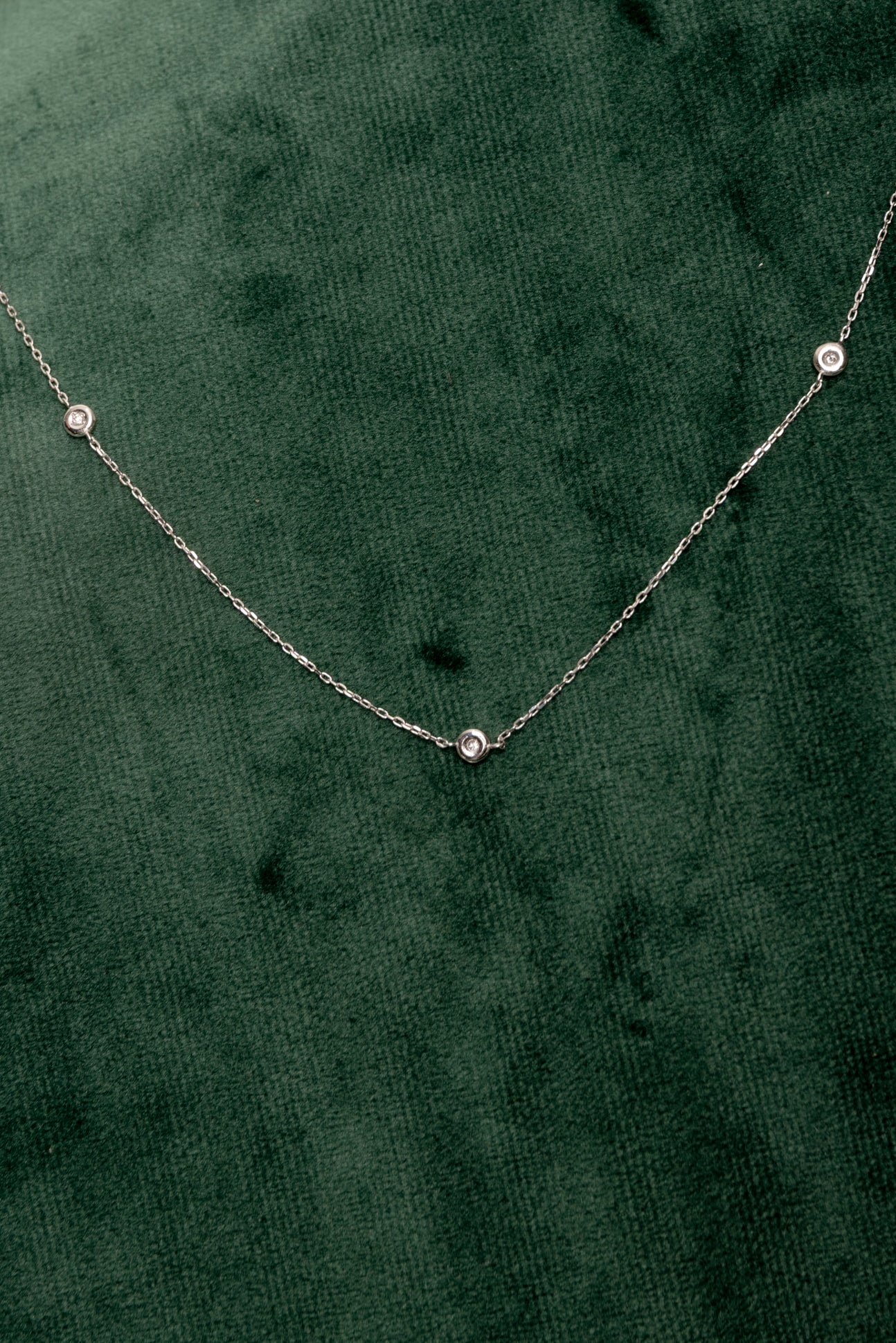 Cadena con Chatones de Diamantes