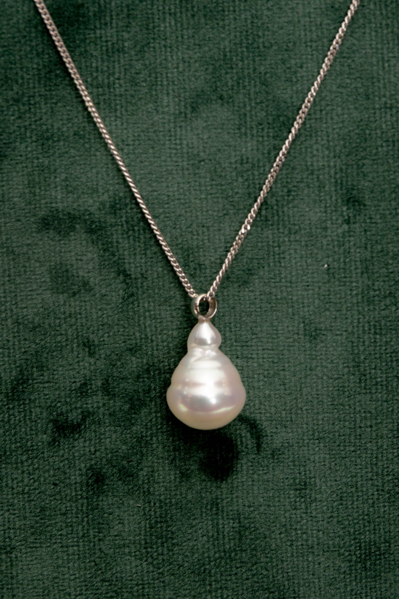 Colgante de Perla Barroca