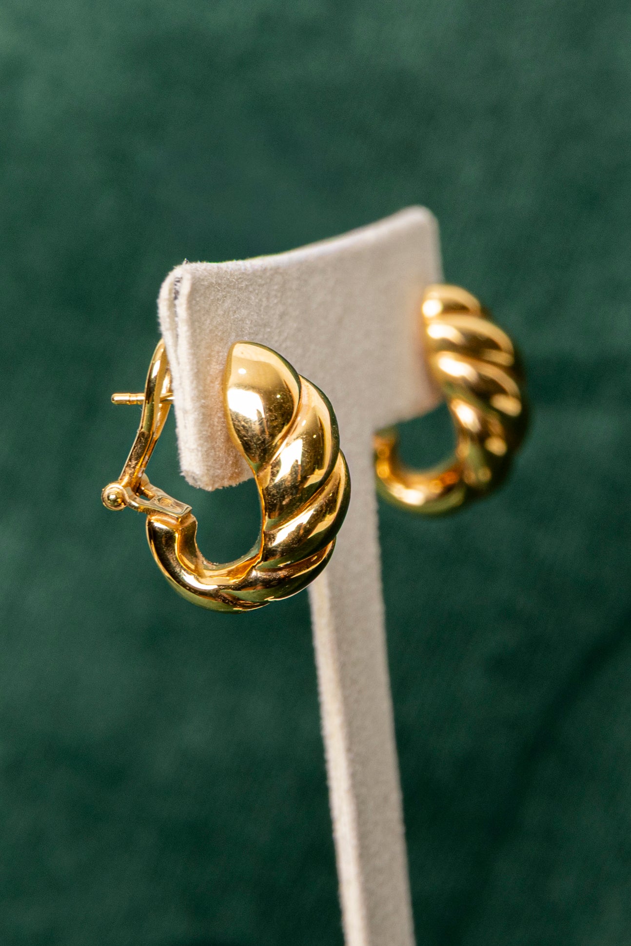 Aros Gallonados de Oro Amarillo 18k