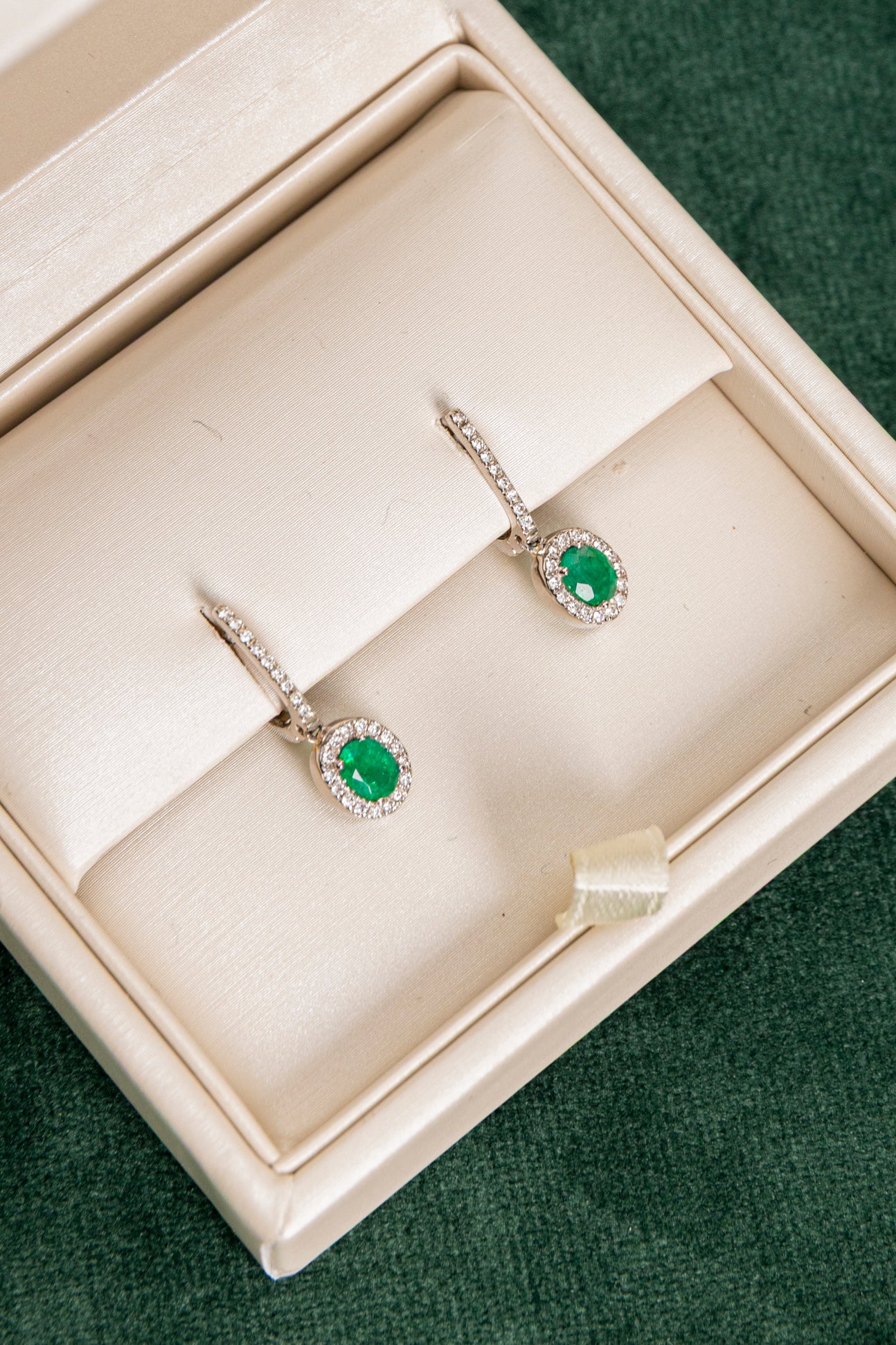 Pendientes de Esmeraldas