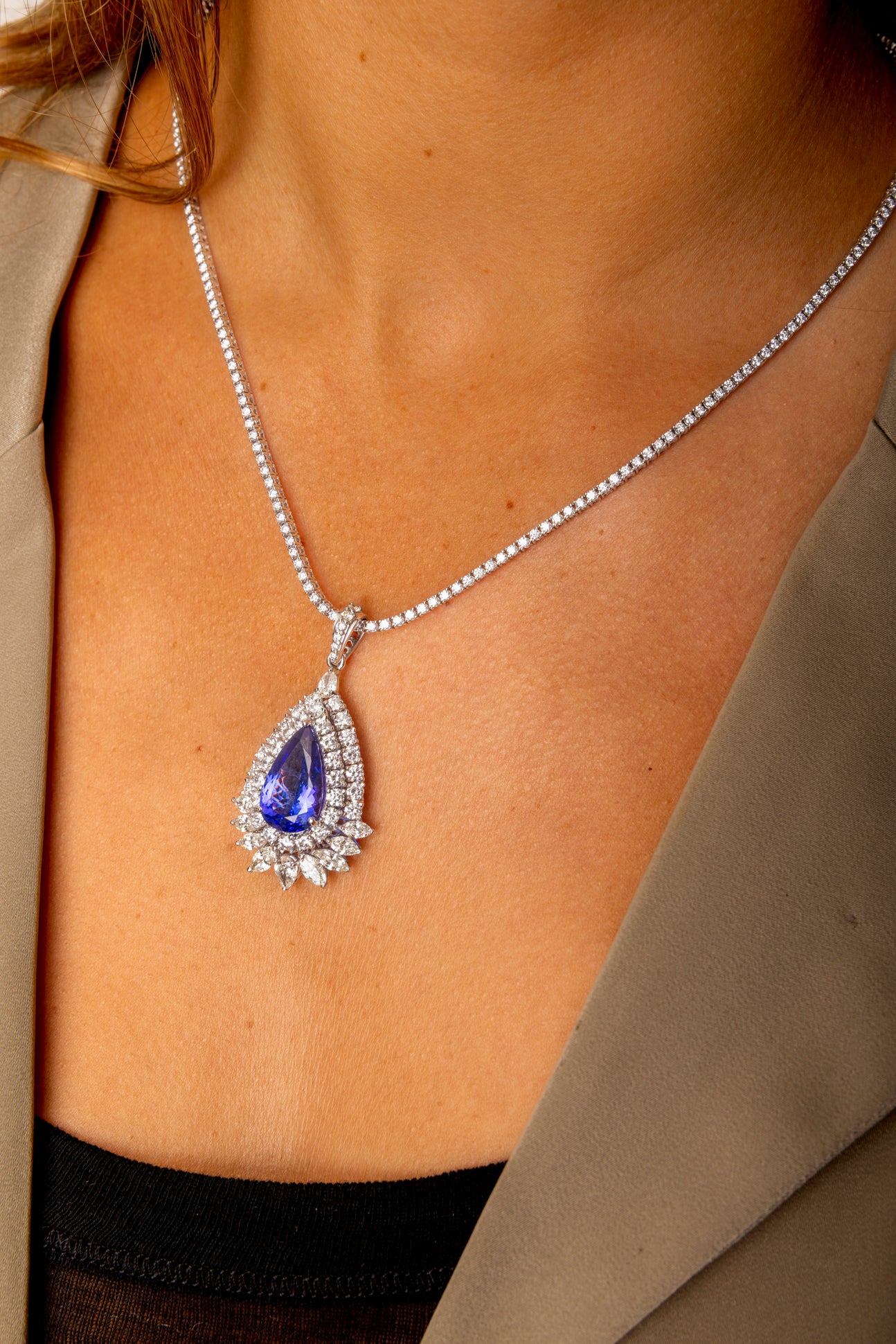 Colgante de Tanzanita y Diamantes