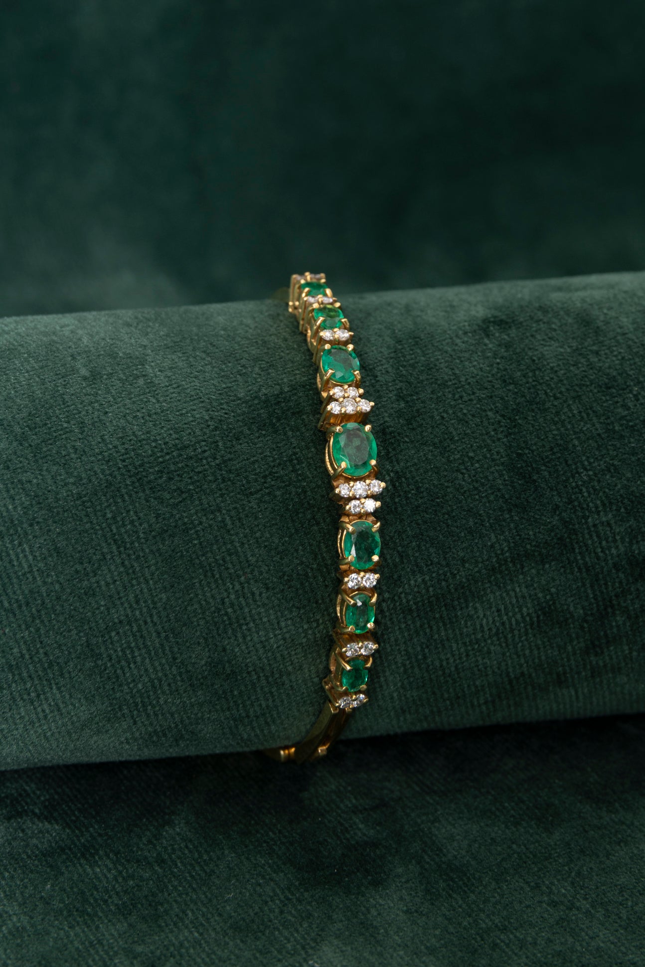 Pulsera Vintage de Esmeraldas y Diamantes