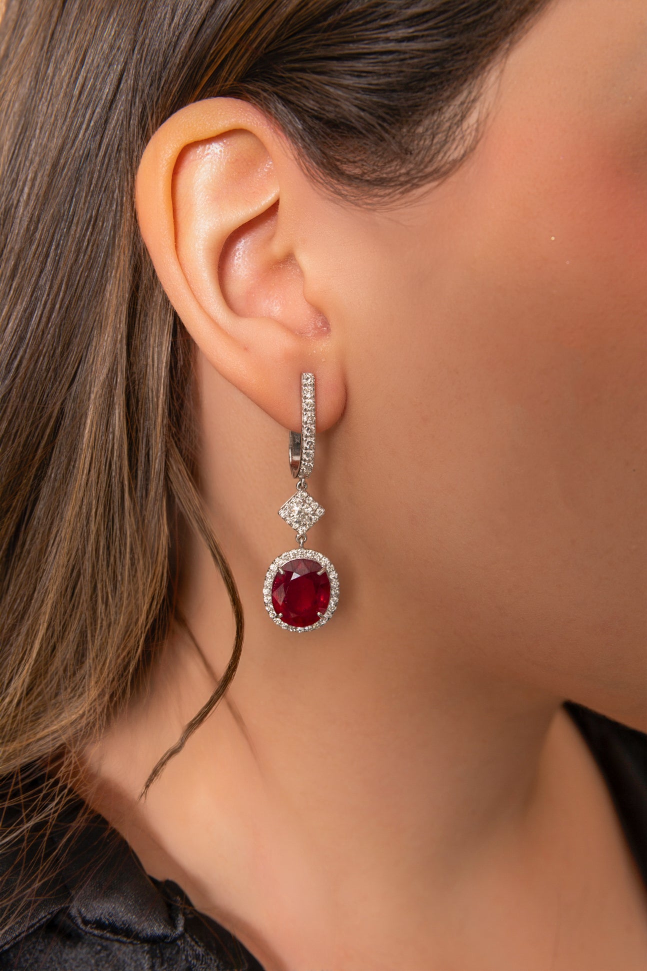 Pendientes largos de Rubíes y Diamantes