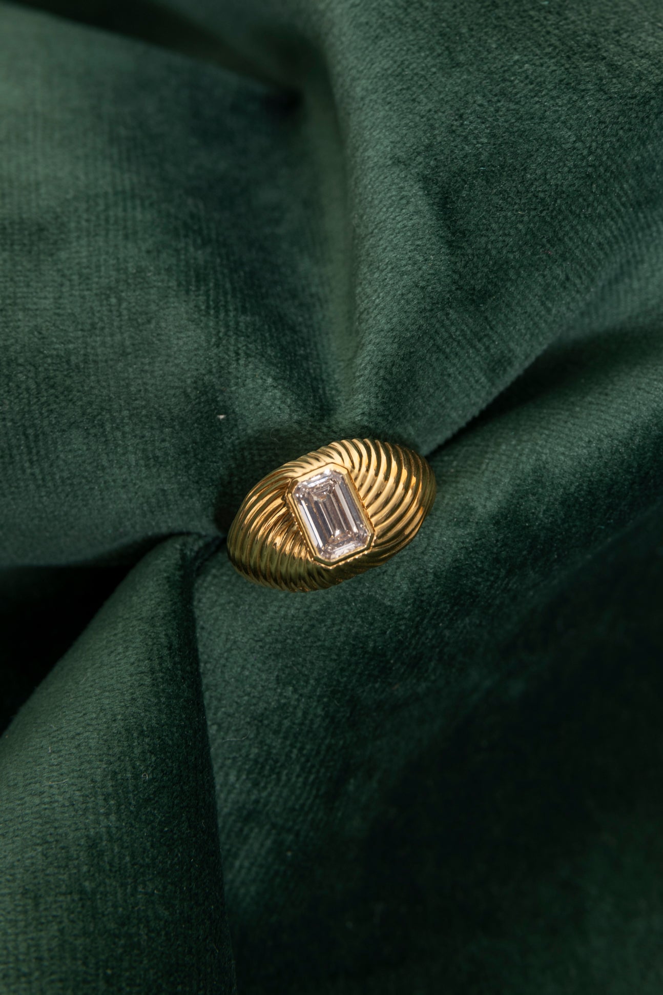 Sortija Sello Gallonado de Diamante