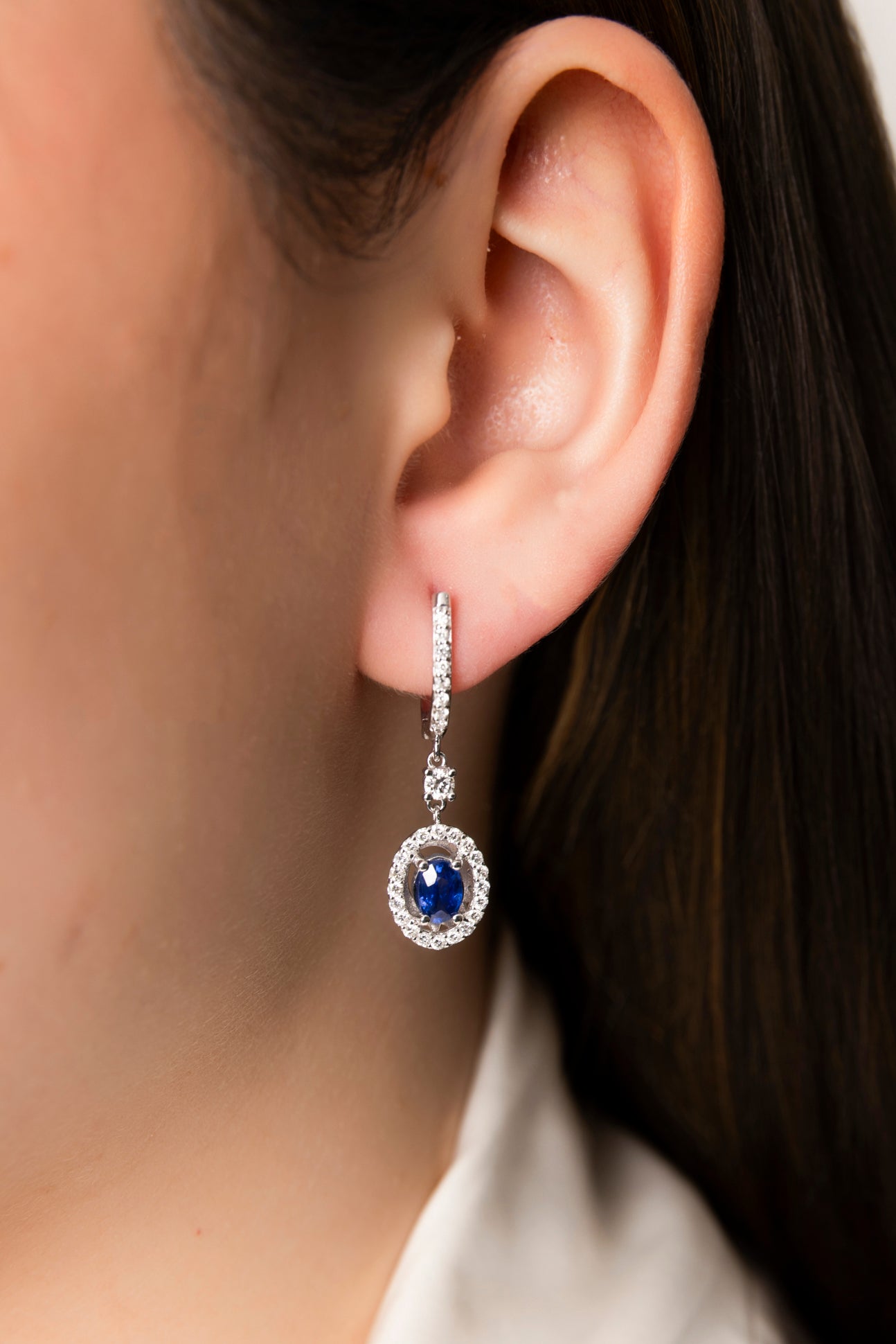 Pendientes largos de Zafiros y Diamantes