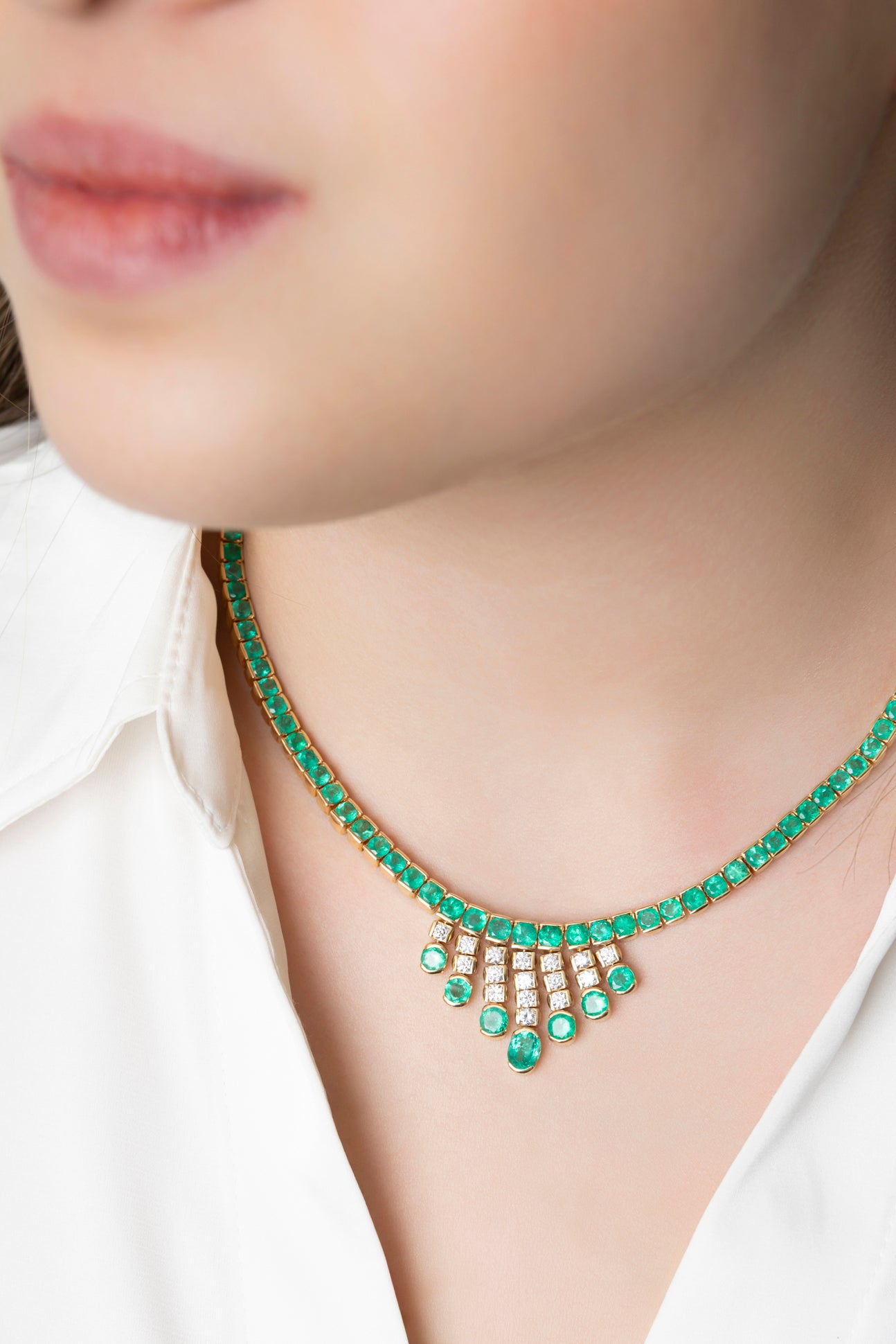 Gargantilla Vintage de Esmeraldas y Diamantes